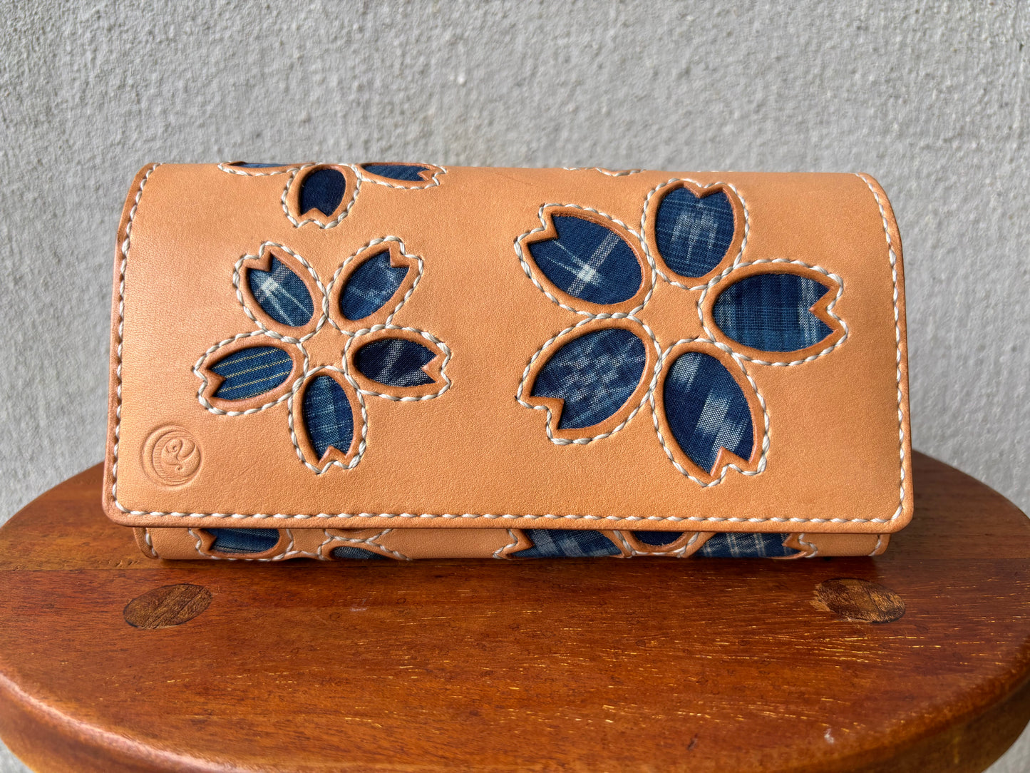 Longwallet Sakura Design