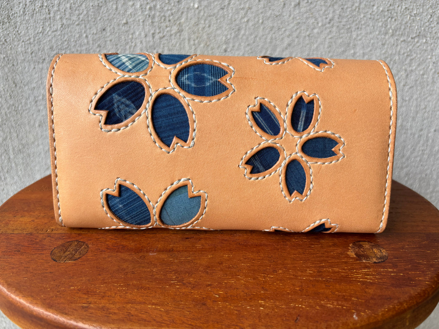 Longwallet Sakura Design