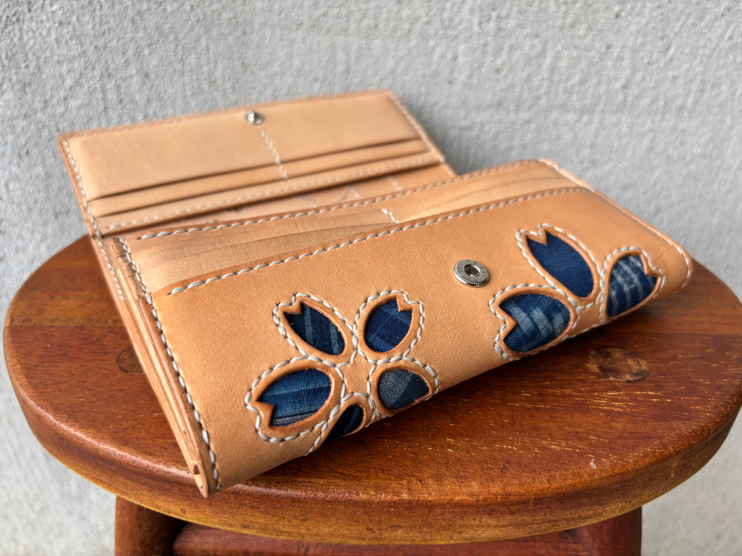 Longwallet Sakura Design